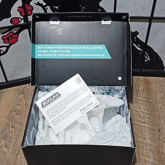 Moolah Women's Triple Double White House Basketball Shoes New Size 8.5 NWB WNBA - Picture 9 of 12